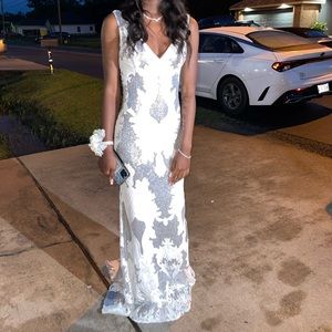 Jovani ivory and silver size 6